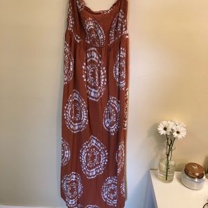 Strapless burnt orange maxi